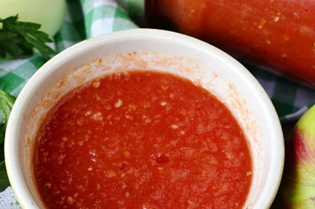 homemade ketchup for the winter