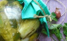 кисели краставички