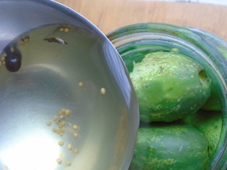 добавете оцет