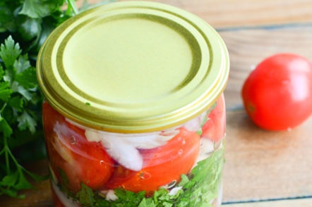 Готови домати на полски език