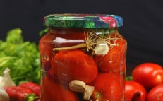 Домати с хрян