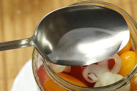 abocar el vinagre al pot