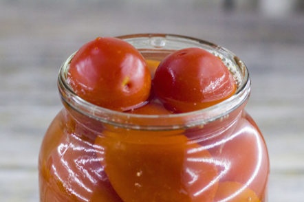 Налейте марината