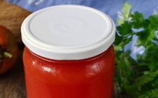 tomato juice in a blender