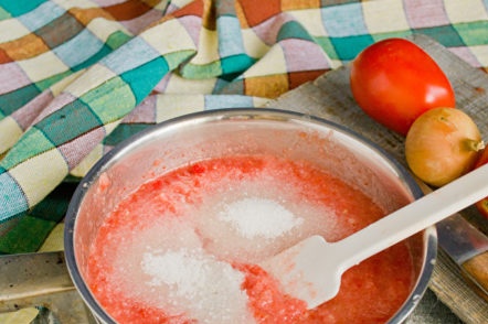 добавете сол