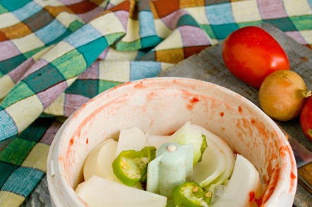 нарежете лука