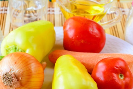 المكونات لخلع الملابس