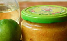 Kaviaar van groene tomaten