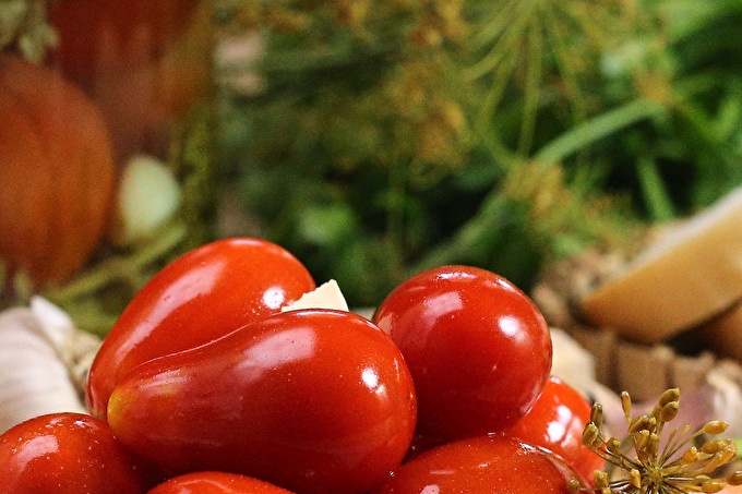 Pickled Tomatoes