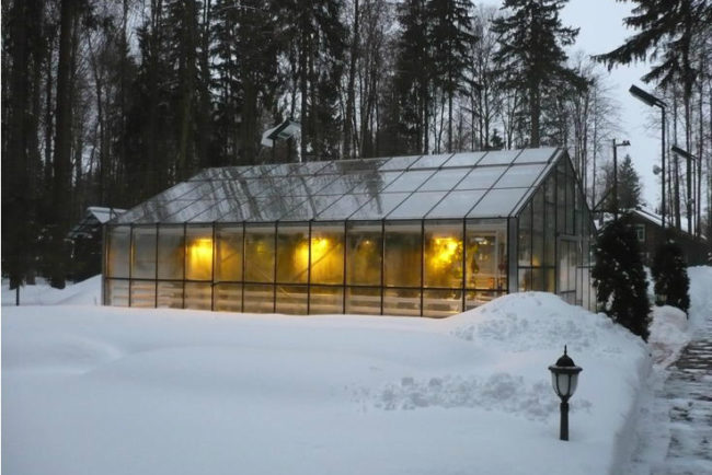 heating greenhouses in winter
