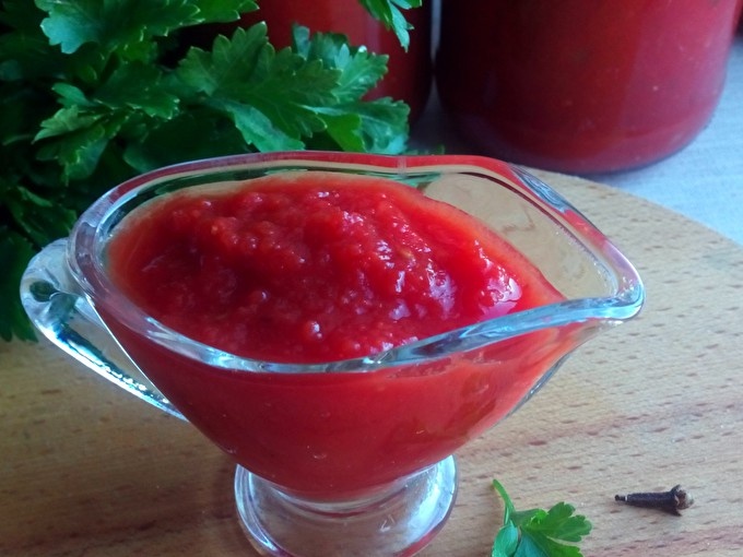 Tomato ketchup with mustard