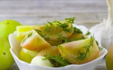 Солени зелени домати