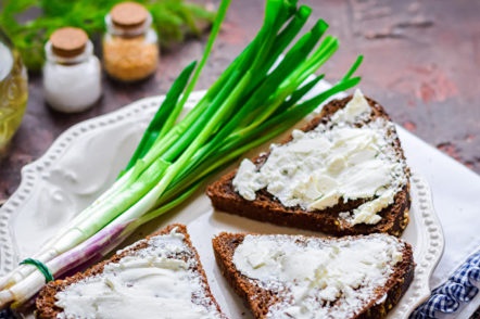 слагаме извара