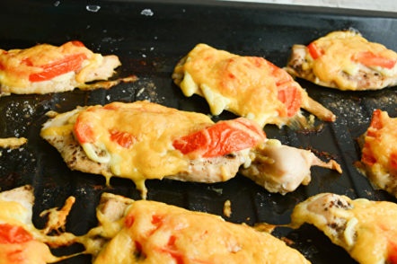 изпечени гърди в сирене