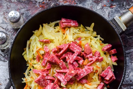 добавете наденица