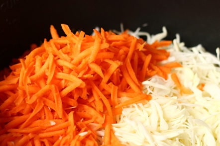 carrots and cabbage together