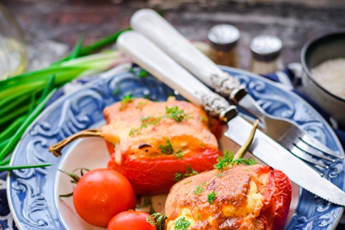 Пълнени половинки от пипер