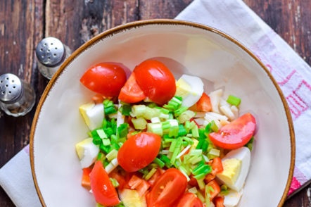 добавете домати