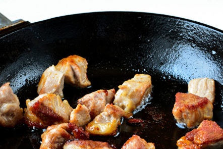 запържете свинско