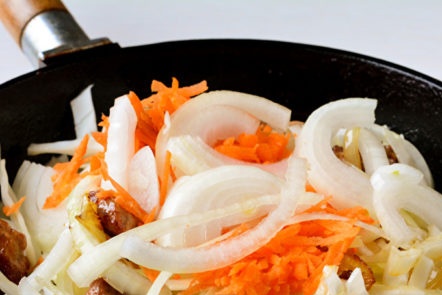 добавете към зеле