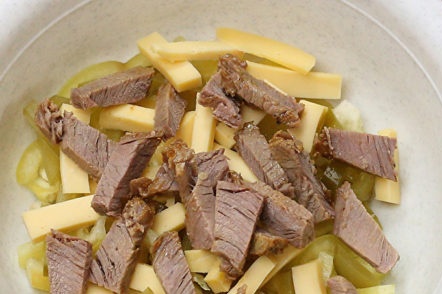 нарязан говеждо месо