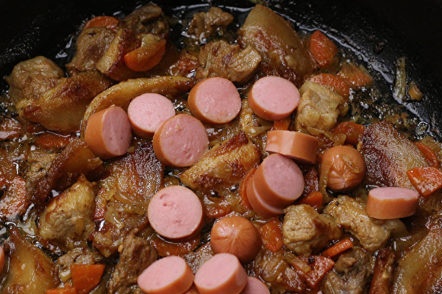 добавете колбаси