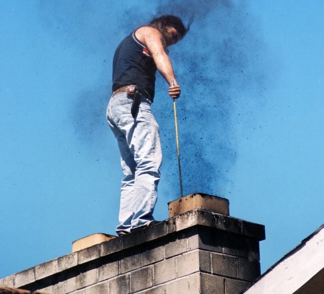 Почистване на комина